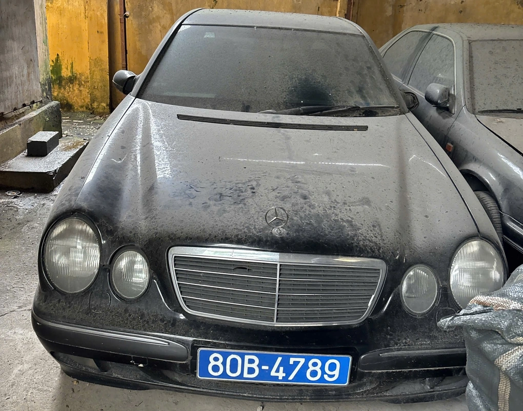 ban-dau-gia-o-tojpg-1763386647849