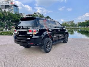 Xe Toyota Fortuner 2.7V 4x2 AT 2015