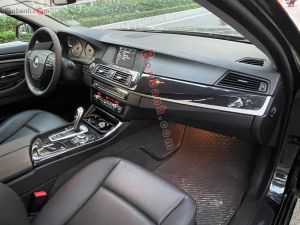 Xe BMW 5 Series 520i 2012