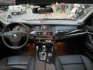 Xe BMW 5 Series 520i 2012