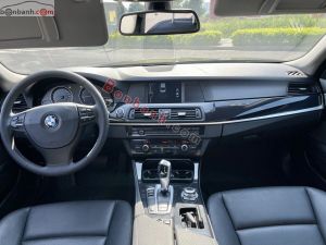 Xe BMW 5 Series 520i 2012