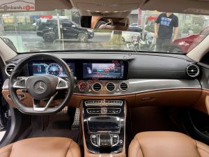 Xe Mercedes Benz E class E300 AMG 2018