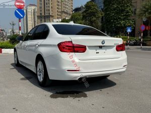 Xe BMW 3 Series 320i 2015