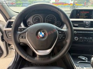 Xe BMW 3 Series 320i 2015