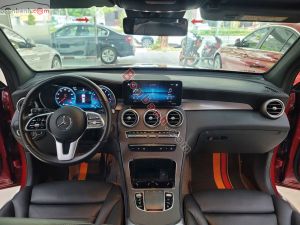 Xe Mercedes Benz GLC 300 4Matic 2020