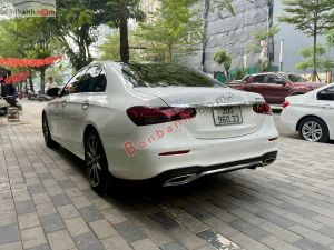 Xe Mercedes Benz E class E300 AMG 2022