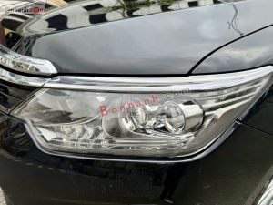 Xe Toyota Camry 2.0E 2018