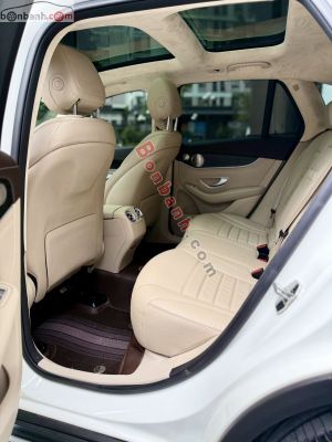 Xe Mercedes Benz GLC 300 4Matic 2021